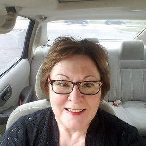 Meet your Posher, Eileen